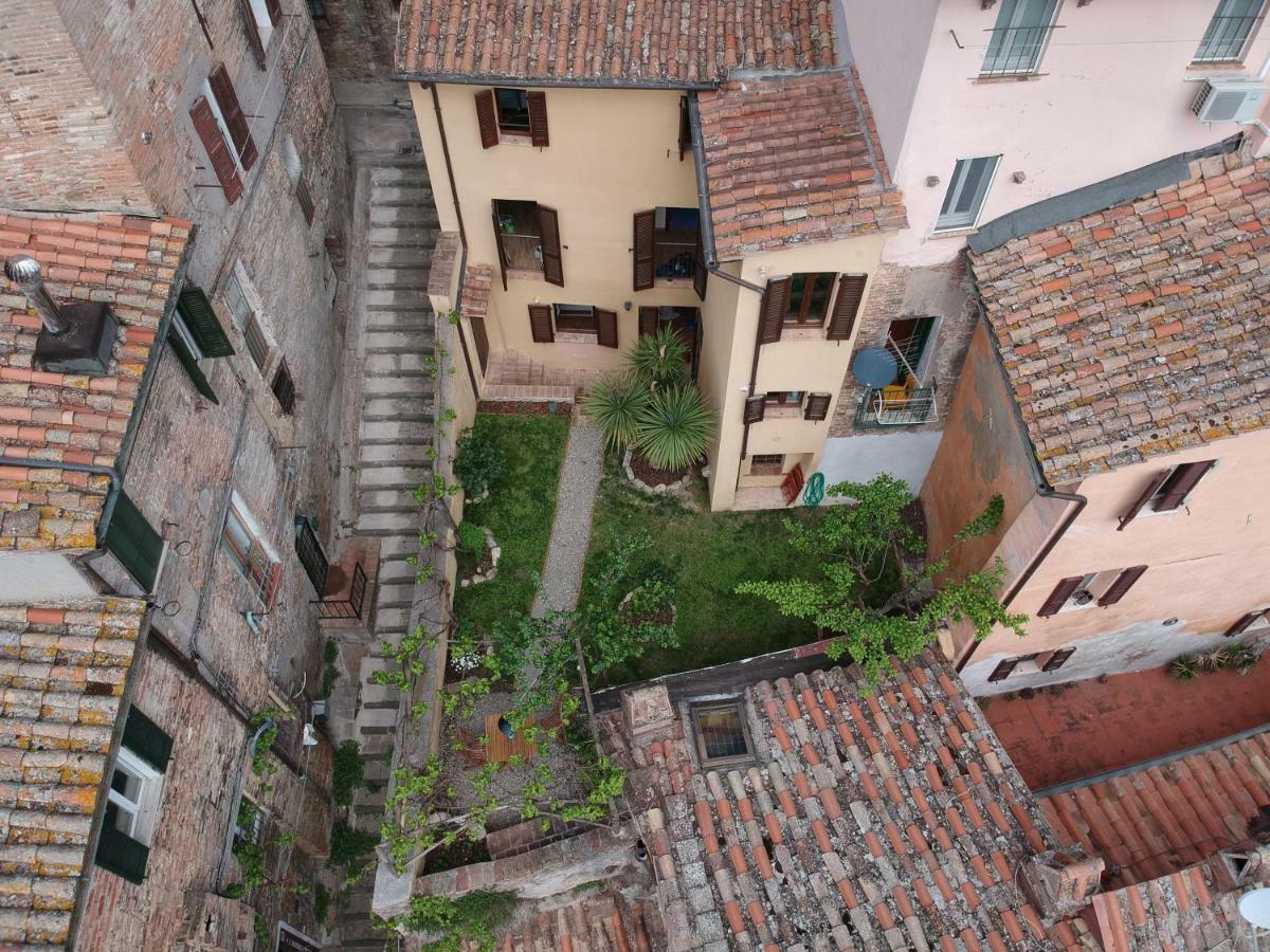 Umbrian Concierge - La Casa Dei Pellari Hotel Perugia Buitenkant foto